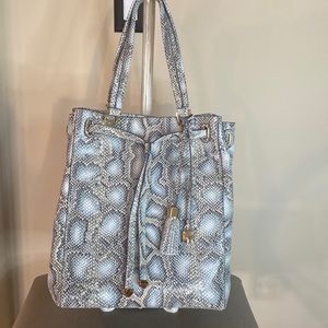 G.I.L.I Large Aqua Anaconda Drawstring